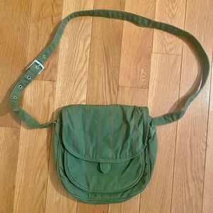 Old Navy Olive Green Canvas Crossbody Bag with Floral Printed Lining